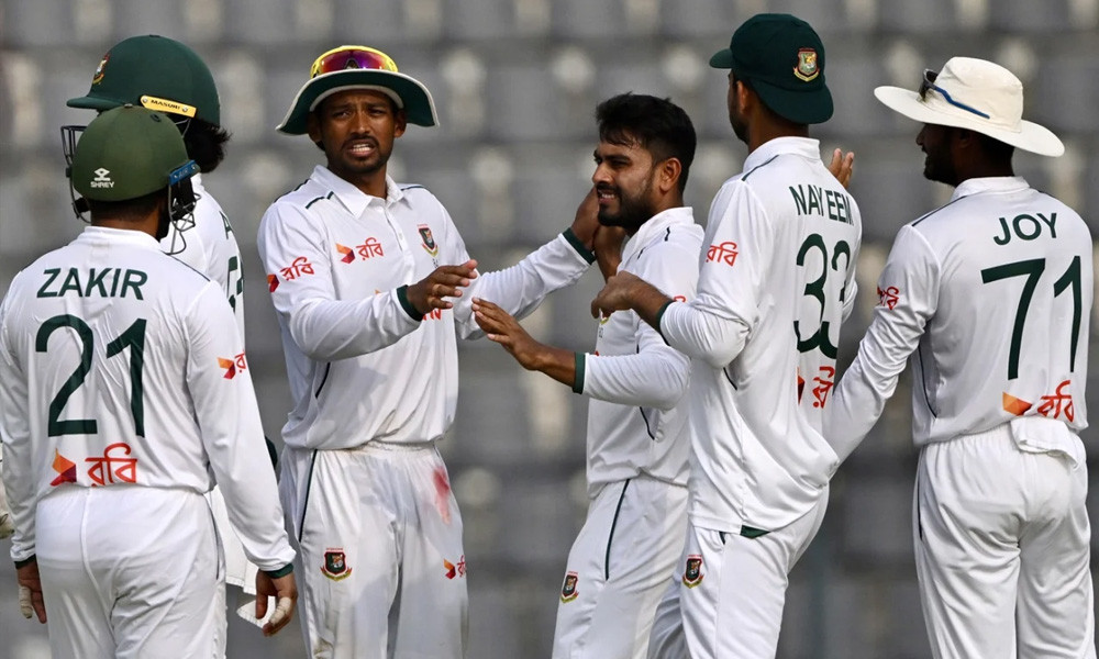 আজ শ্রীলঙ্কায় যাচ্ছেন বাংলাদেশ দলের ১০ সদস্য