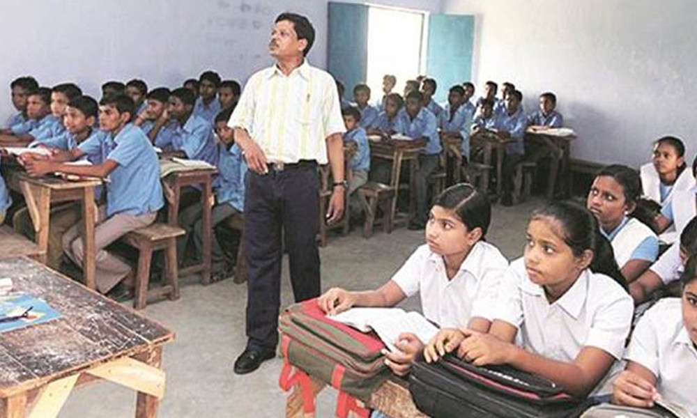 বাজেটে শিক্ষকদের জন্য বড় সুখবর