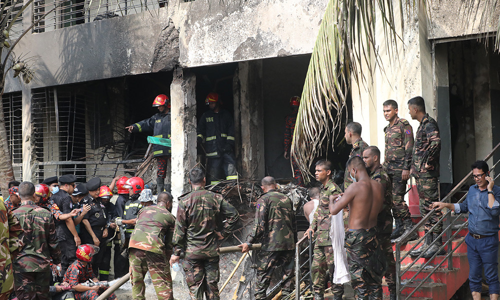 বিমান দুর্ঘটনায় মৃত বেড়ে ৩৩, হাসপাতালে ভর্তি ৫০
