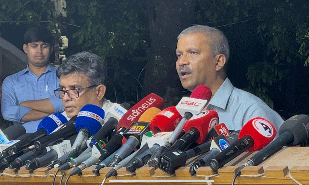 আইনশৃঙ্খলা রক্ষায় সরকারকে আরো শক্ত অবস্থান নিতে পরামর্শ