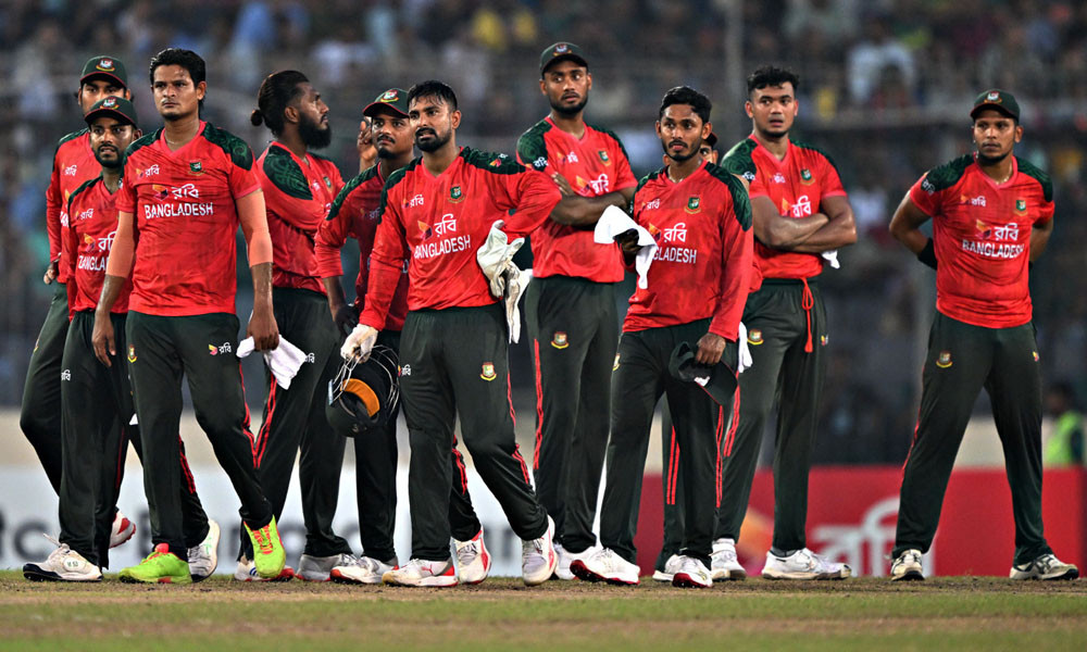 ধবলধোলাইয়ের ম্যাচে ১৭৯ রানের লক্ষ্য পেল বাংলাদেশ