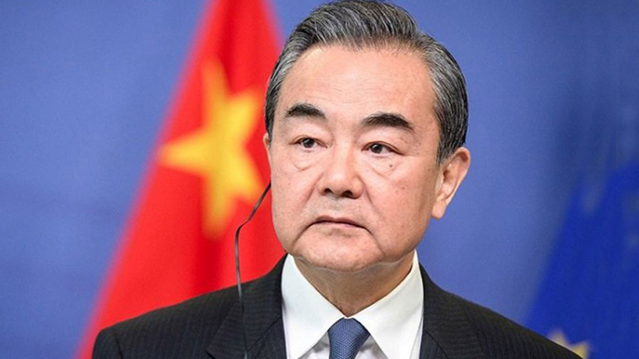 উত্তরায় বিমান বিধ্বস্তে নিহতদের প্রতি সমবেদনা জানালেন চীনের পররাষ্ট্রমন্ত্রী