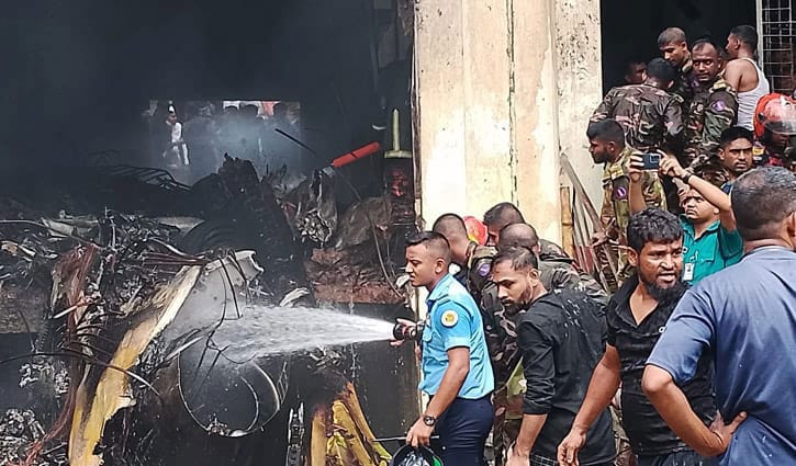 সব ধরনের সহায়তা দেওয়া হচ্ছে, তথ্য গোপনের খবর সঠিক না: প্রেস উইং