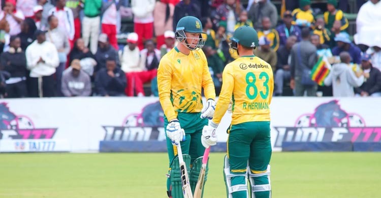 স্বাগতিক জিম্বাবুয়েকে ছিটকে ফেলে ফাইনালে দক্ষিণ আফ্রিকা