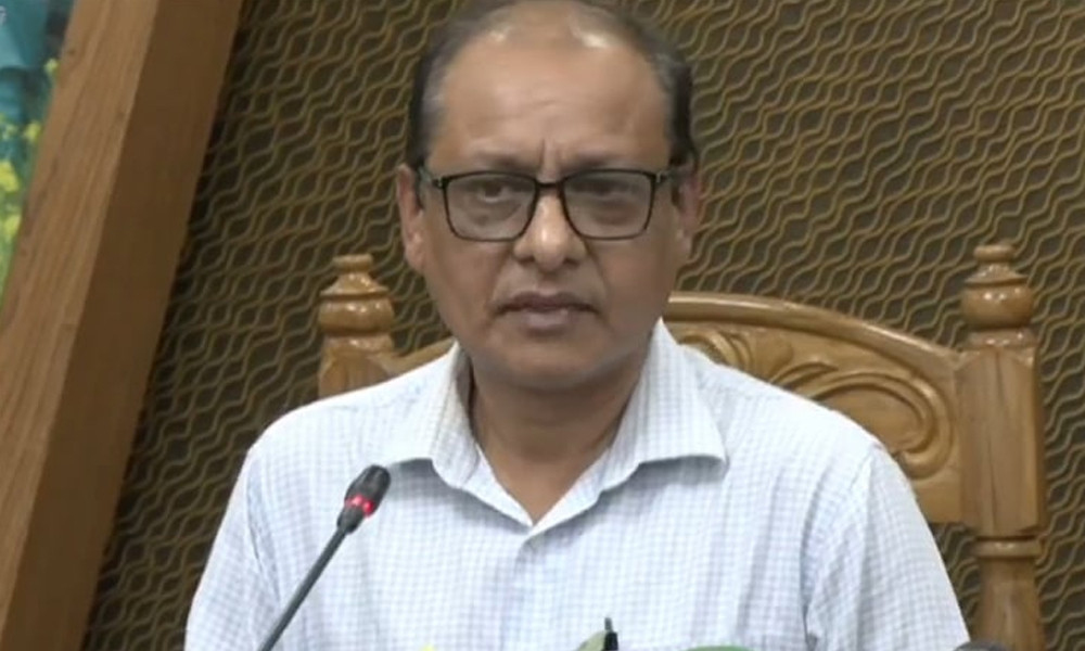 জানুয়ারির প্রথমেই সব বই হাতে পাবে শিক্ষার্থীরা : গণশিক্ষা উপদেষ্টা