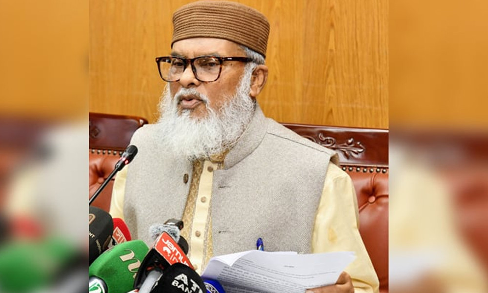 দেশের ৭০ হাজার কারাবন্দিকে নৈতিক শিক্ষা দেওয়ার উদ্যোগ নেওয়া হয়েছে : ধর্ম উপদেষ্টা