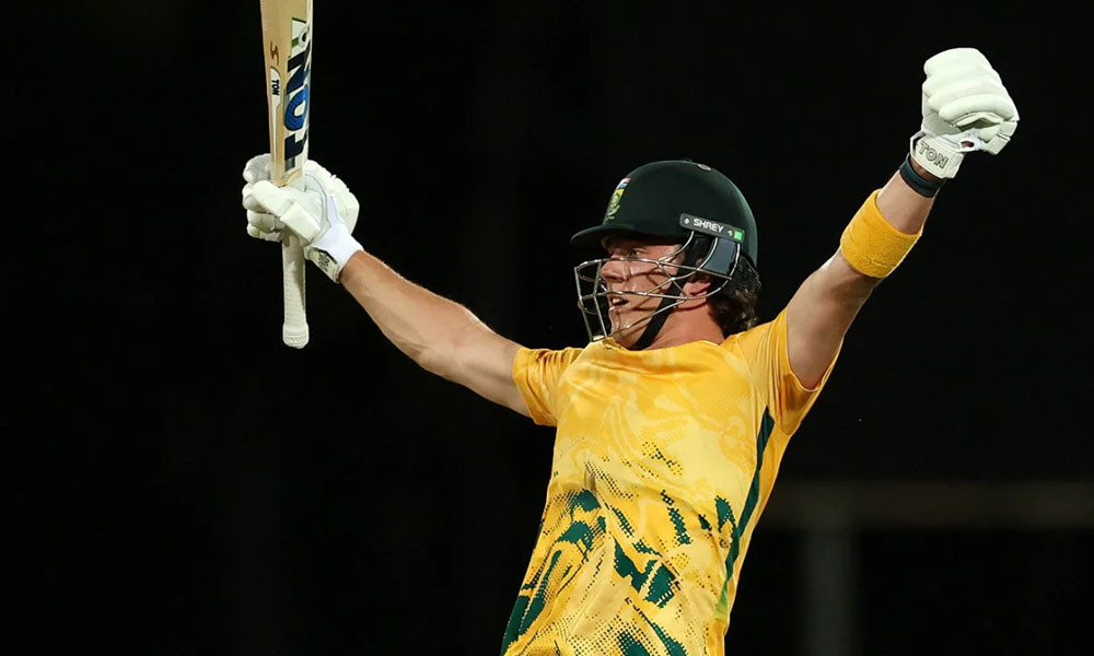 রেকর্ড সেঞ্চুরিতে ক্যারিয়ারসেরা র‌্যাংকিংয়ে দক্ষিণ আফ্রিকার ব্যাটার