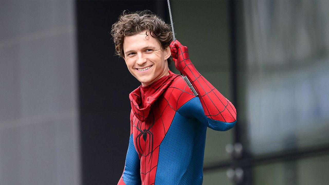 স্পাইডার ম্যান খ্যাত টম হল্যান্ড বিরল রোগে আক্রান্ত