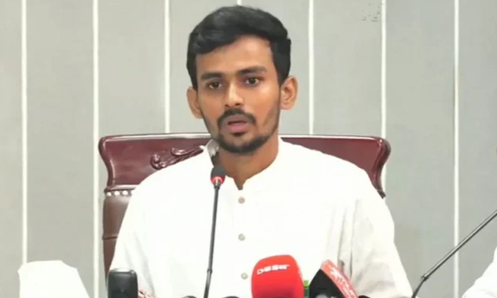 অনেকে ডিসেম্বরে নির্বাচন চেয়ে এখন তা পেছানোর ষড়যন্ত্রে লিপ্ত : আসিফ মাহমুদ