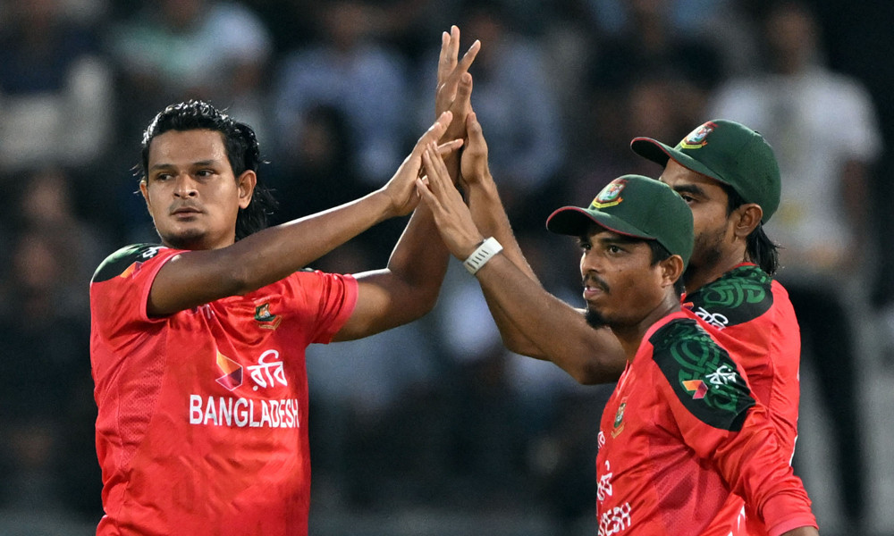 একাদশে ফিরেই বাংলাদেশকে দারুণ শুরু এনে দিলেন নাসুম