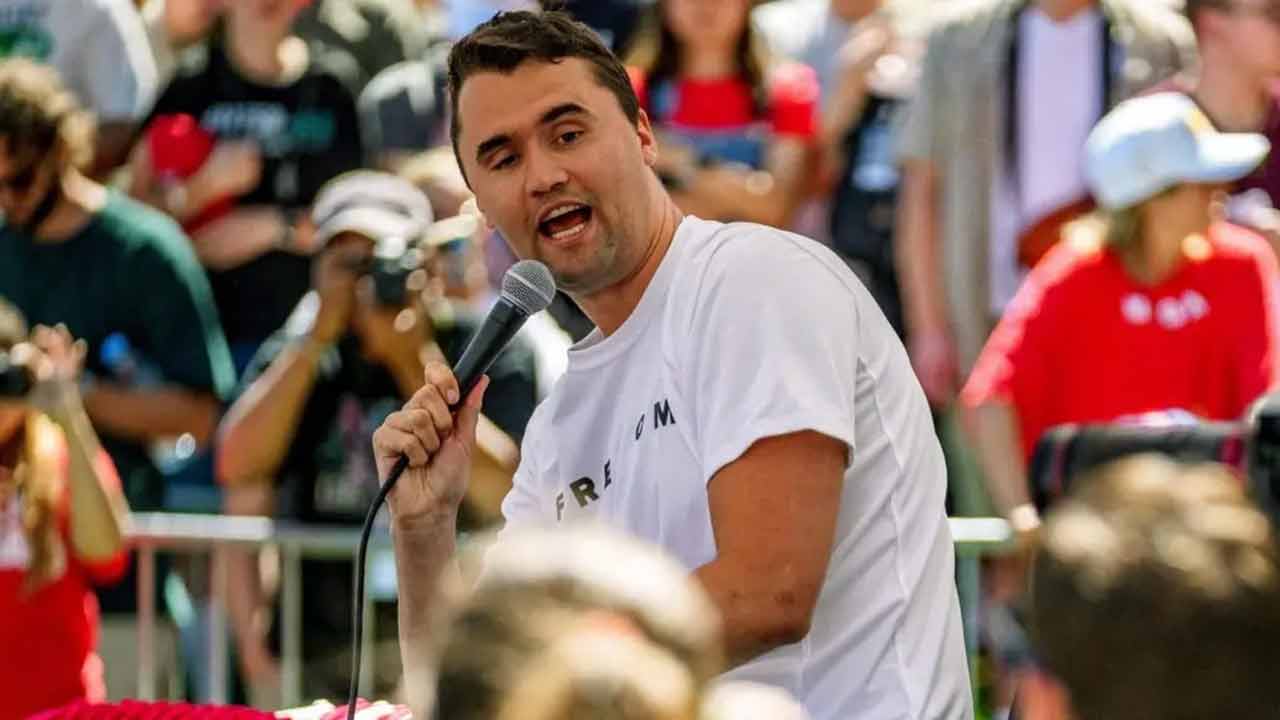 যুক্তরাষ্ট্রে ট্রাম্পের ঘনিষ্ঠ সহযোগী চার্লি কার্ককে গুলি করে হত্যা