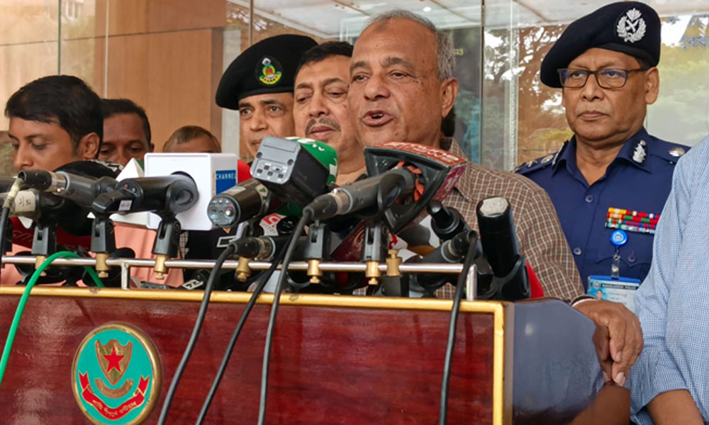 দেশের আইনশৃঙ্খলা পরিস্থিতি কিছুটা খারাপ হয়েছে: স্বরাষ্ট্র উপদেষ্টা