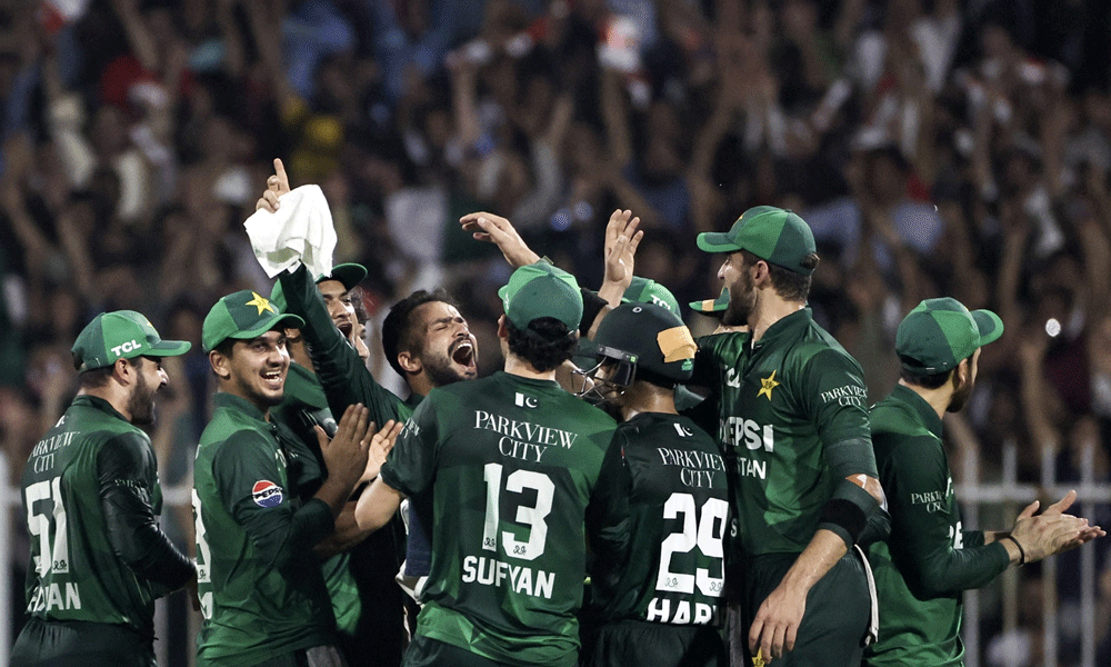 নেওয়াজের হ্যাটট্রিক, আফগানিস্তানকে বিধ্বস্ত করে শিরোপা পাকিস্তানের