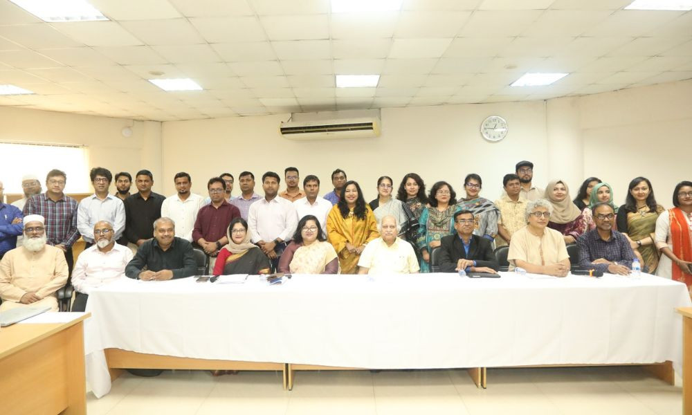 দেশের কল্যাণে শিক্ষক-শিক্ষার্থীদের একসঙ্গে কাজ করার আহ্বান ইউজিসির