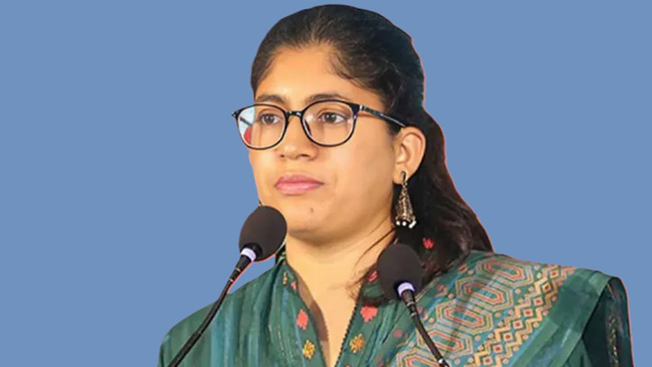 ডাকসুর ভোট হাতে গণনার আবেদন উমামা ফাতেমার