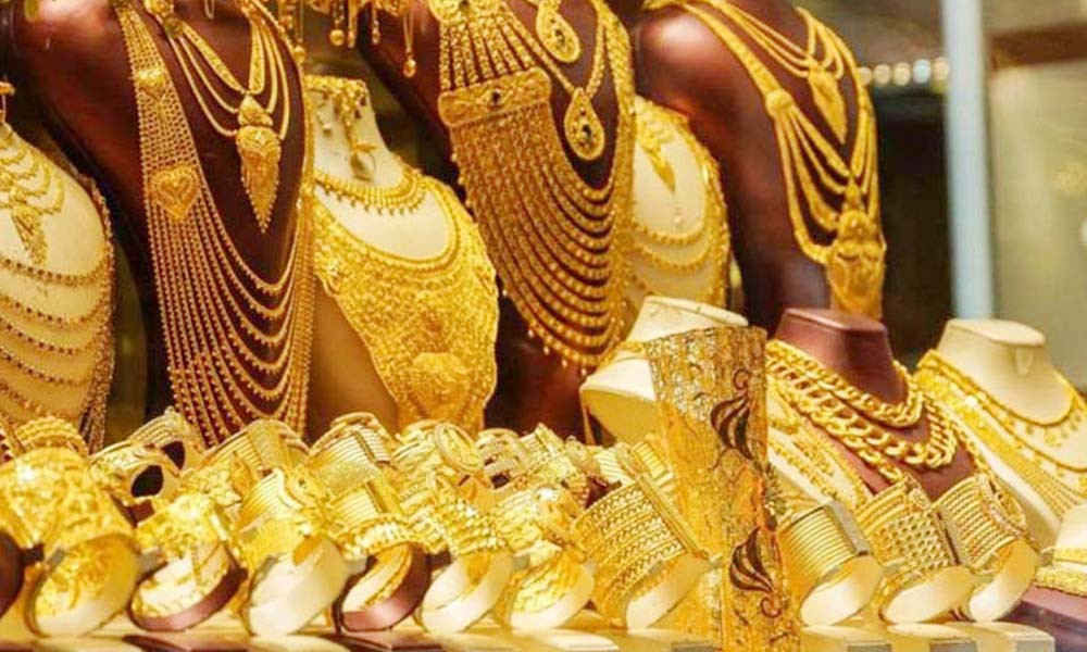 ফের বাড়ল সোনার দাম, ভরি ২ লাখ ছুঁই ছুঁই