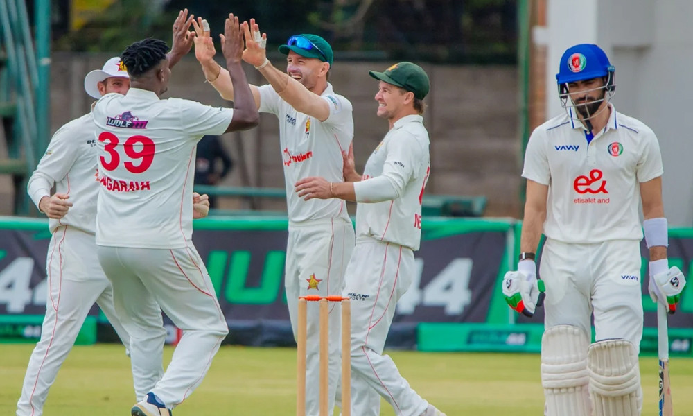 আফগানদের ইনিংস ও ৭৩ রানে হারিয়ে প্রতিশোধ নিল জিম্বাবুয়ে