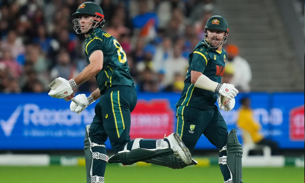 ৮২ হাজার দর্শকের উপস্থিতিতে ভারতের বিপক্ষে দাপুটে জয় অস্ট্রেলিয়ার