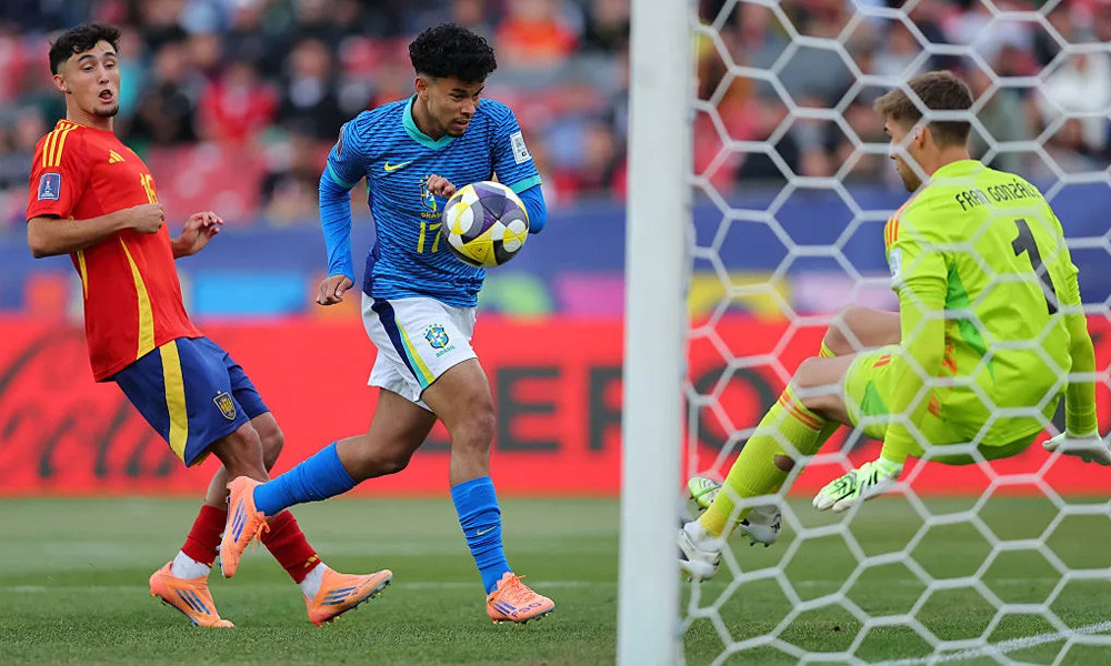 গ্রুপ পর্বে বিদায় ব্রাজিলের