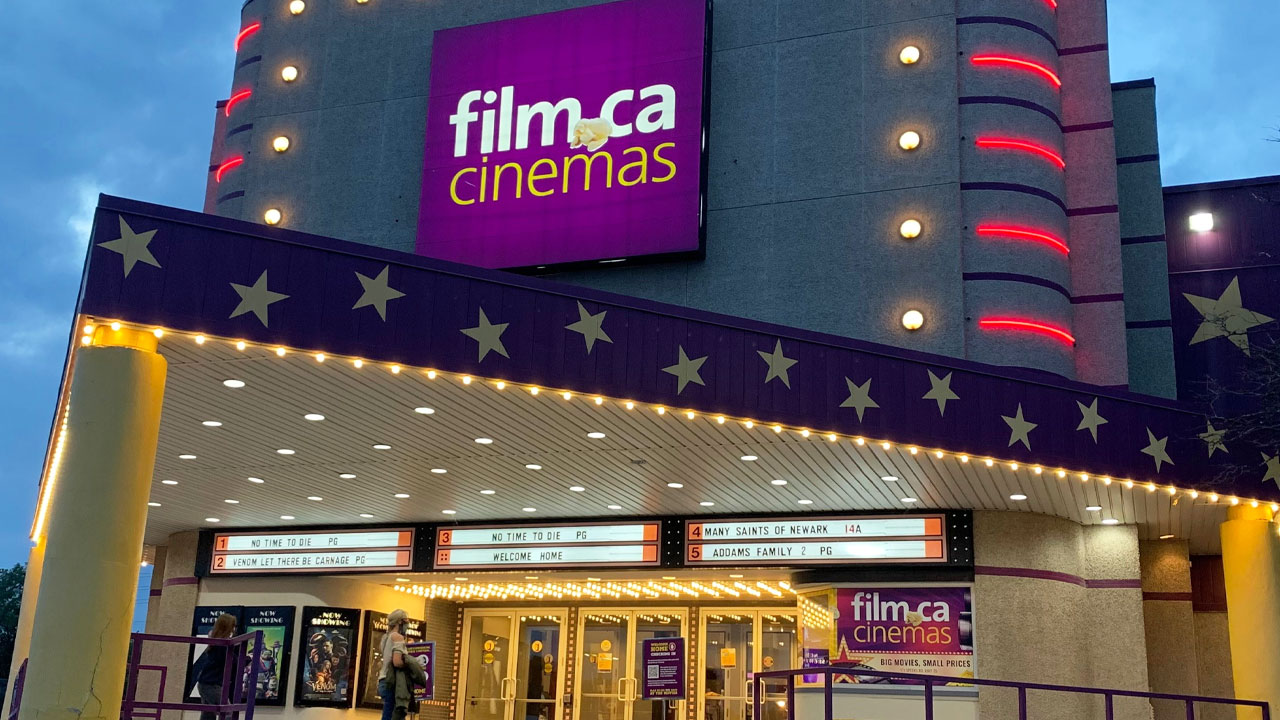 কানাডার সিনেমা হলে গুলি-অগ্নিসংযোগ, বন্ধ হলো ভারতীয় সিনেমা