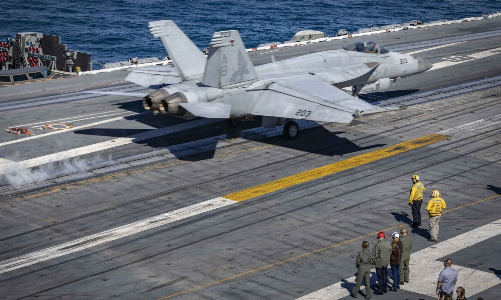 চীনকে ঠেকাতে নতুন স্টিলথ যুদ্ধবিমান আনছে যুক্তরাষ্ট্র