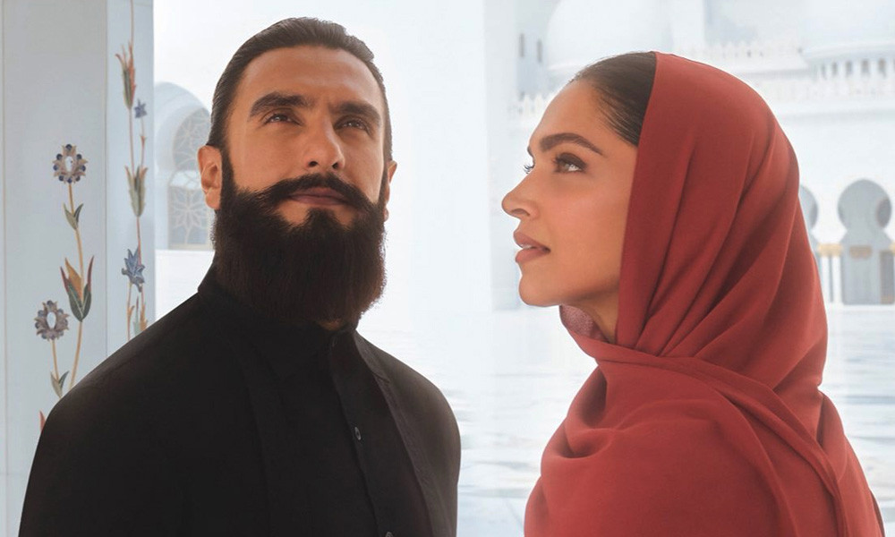 বিতর্কে দীপিকা, পাশে পাকিস্তানি ভক্তরা