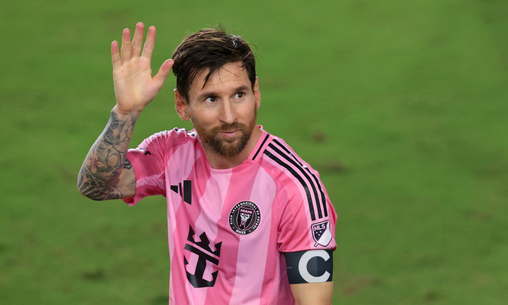 মেসির জোড়া গোলে ইতিহাস, গোল্ডেন বুট দৌড়ে একক শীর্ষে আর্জেন্টাইন মহাতারকা