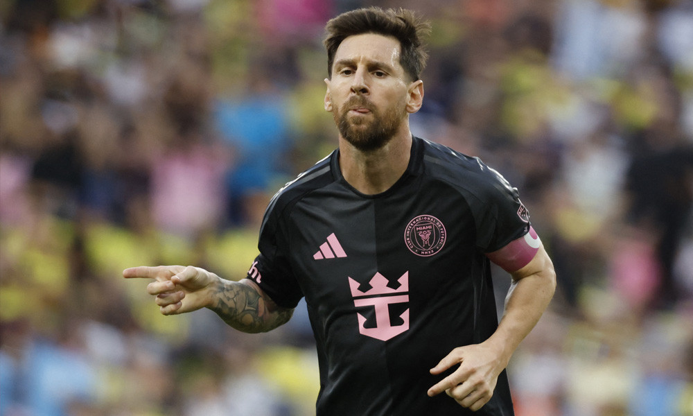 শেষ ম্যাচে হ্যাটট্রিক করে গোল্ডেন বুট জিতলেন মেসি