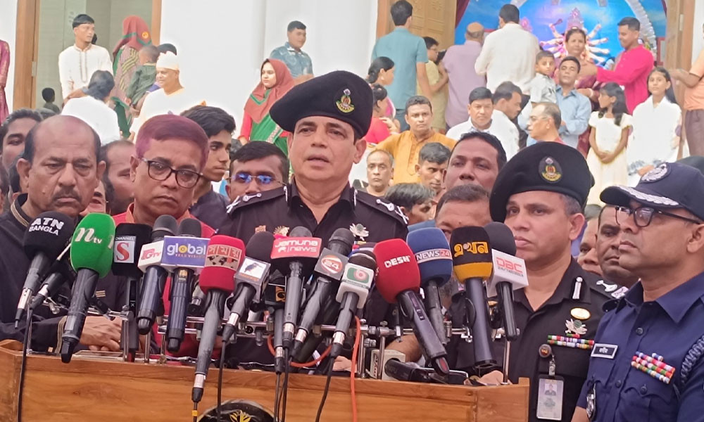 ৪৯ পূজামণ্ডপে কিছু কাপুরুষ বিচ্ছিন্ন ঘটনা ঘটানোর চেষ্টা করেছে : র‌্যাব ডিজি