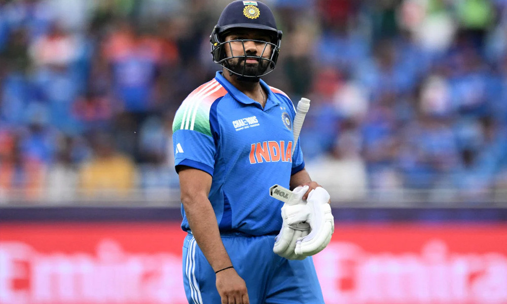 রোহিতকে ‘সম্মান থাকতে অবসর নেওয়ার’ পরামর্শ তিওয়ারির