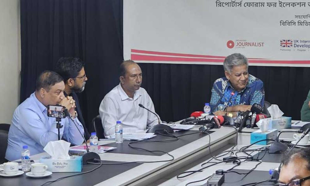 নির্বাচনে কোন দল এলো, না এলো তা দেখার দায়িত্ব সরকারের নয় : উপদেষ্টা সাখাওয়াত