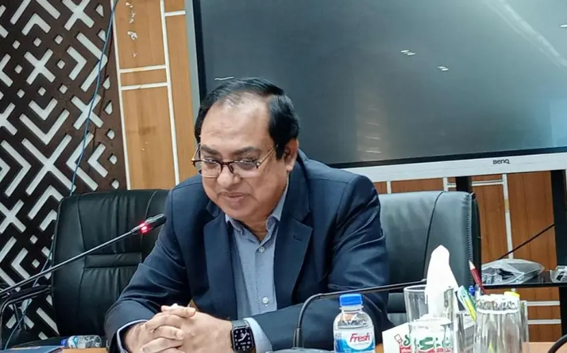 মানুষ চায় সরকারি কর্মকর্তারা সৎ হবেন : সিনিয়র সচিব