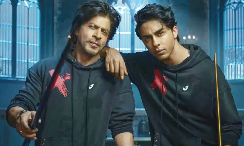 পরিচালনার আদ্যোপান্ত বাবার কাছ থেকেই শিখেছেন আরিয়ান