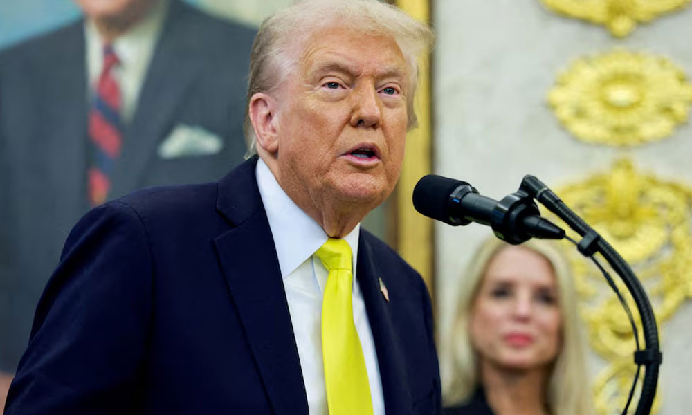 যুক্তরাষ্ট্রে শরণার্থী প্রবেশের সংখ্যা নির্ধারণ করে দিলেন ট্রাম্প