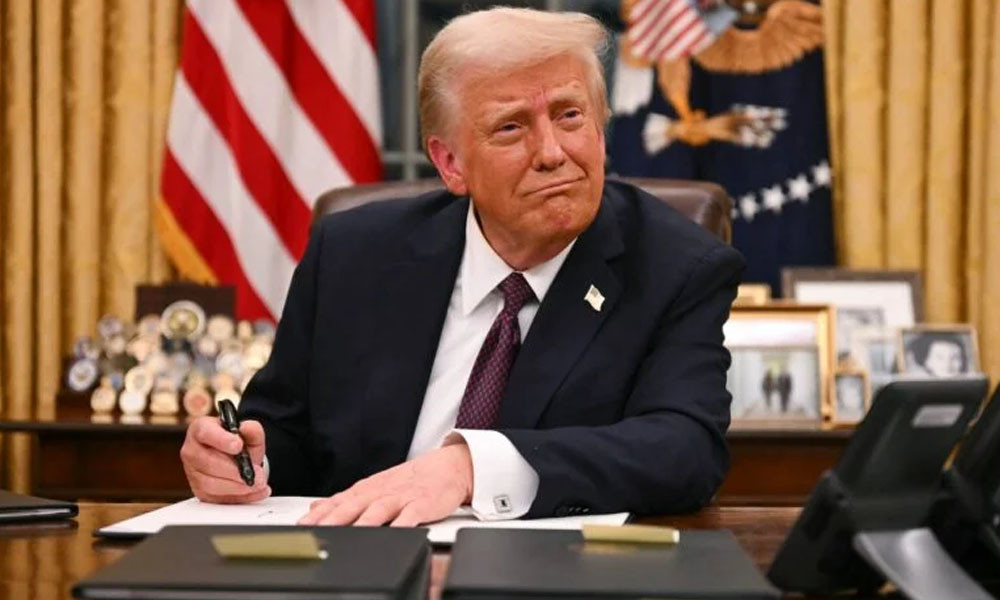 চীনের ওপর ১০০% শুল্ক আরোপের ঘোষণা ট্রাম্পের