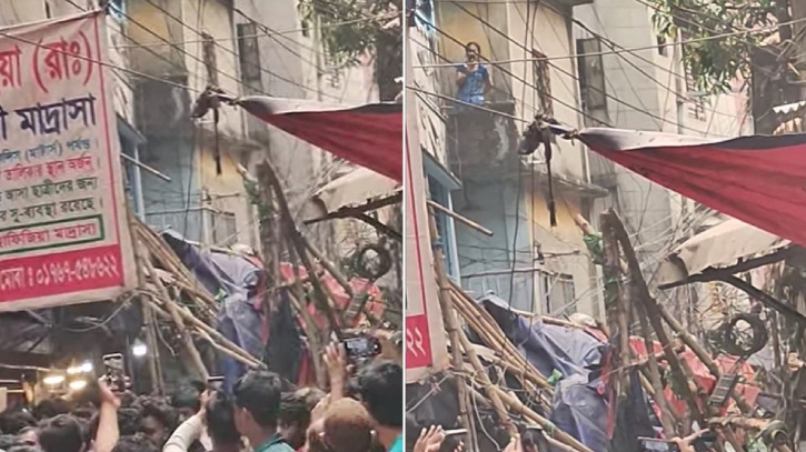 ভূমিকম্পে ক্ষতিগ্রস্ত আরমানিটোলার ভবন, ধসে পড়েছে একাংশ