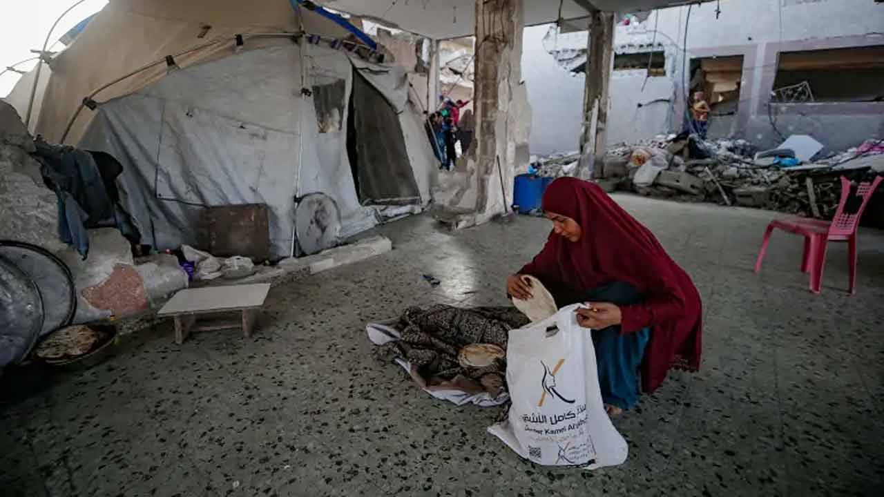 যুদ্ধবিরতি চললেও ত্রাণ প্রবেশে বাধা, গাজায় ক্ষুধায় কাতর ফিলিস্তিনিরা