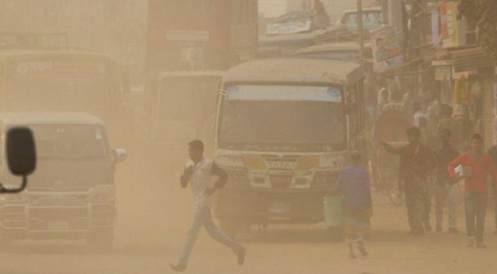 বিশ্বে বায়ুদূষণের শীর্ষে দিল্লি, ঢাকার বাতাস ‘অস্বাস্থ্যকর’
