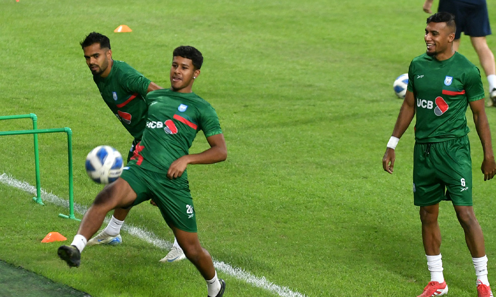 ৬ মিনিটে শেষ বাংলাদেশ-ভারত ম্যাচের টিকিট