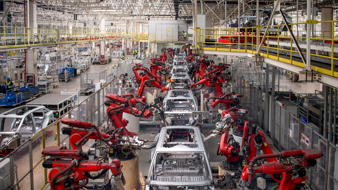 চীনের কারখানাগুলোতে উৎপাদন কমছে টানা সাত মাস