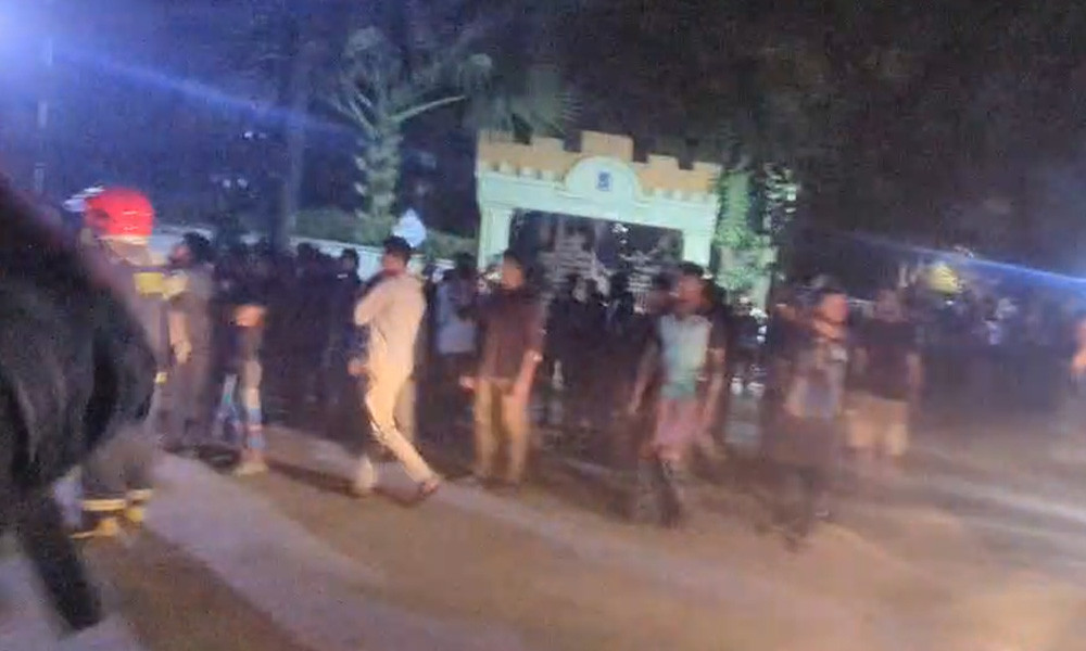 ঢাবির বিজয় একাত্তর হলের আগুন নিয়ন্ত্রণে