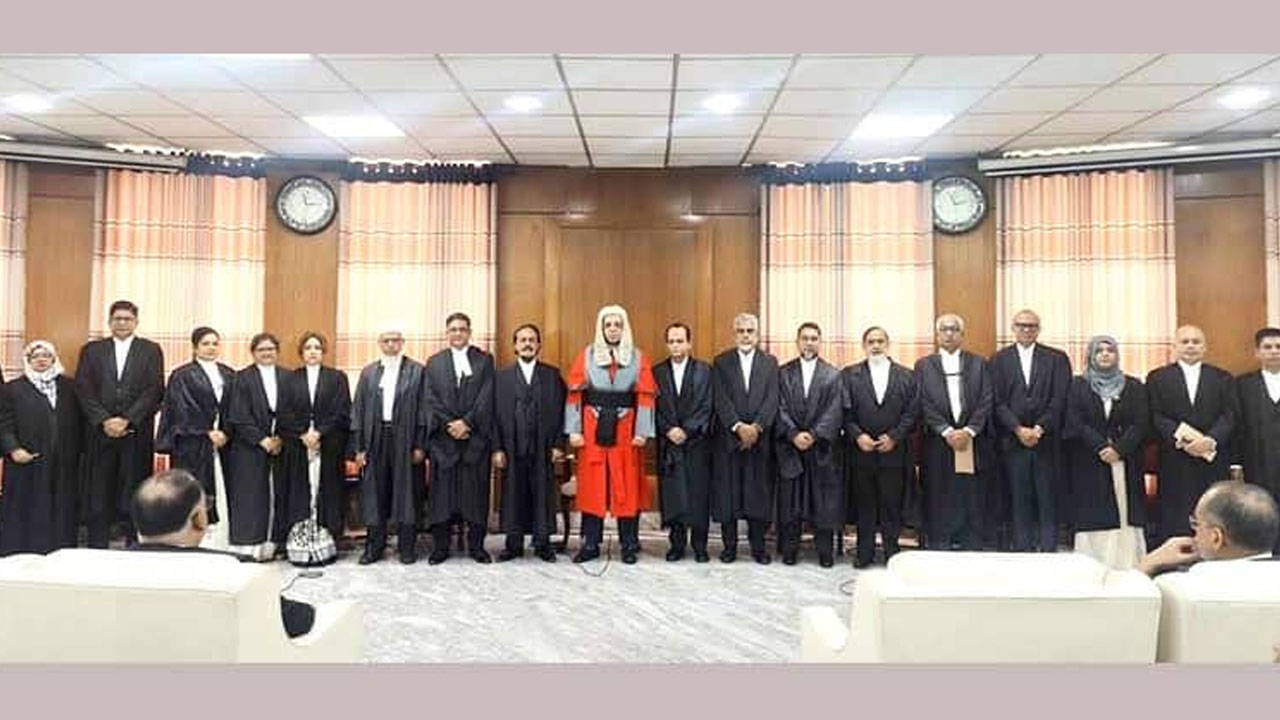 ২২ জনকে হাইকোর্টের স্থায়ী বিচারপতি নিয়োগ