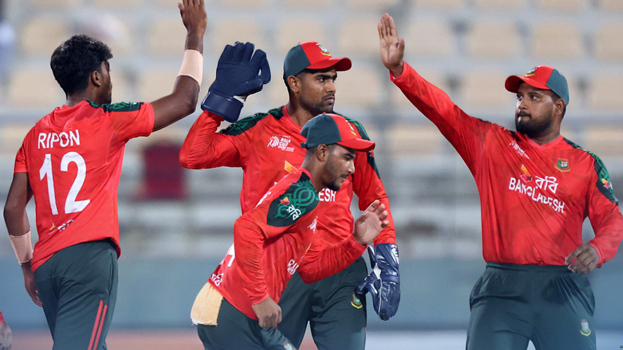 আফগানদের হারিয়ে সেমিফাইনালে এক পা বাংলাদেশের