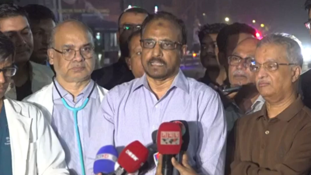 খালেদা জিয়ার হার্ট ও চেস্টে ইনফেকশন হয়েছে : ডা. এফএম সিদ্দিকী