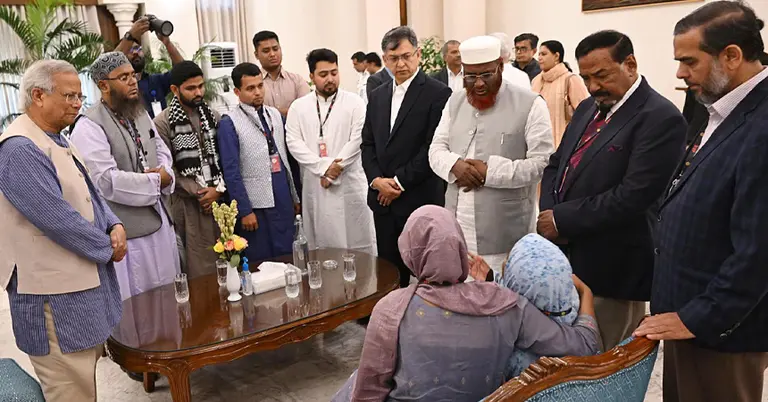 ষড়যন্ত্রকারীরা নেটওয়ার্ক বিস্তৃত করেছে, প্রশিক্ষিত শ্যুটার নিয়ে মাঠে নেমেছে: প্রধান উপদেষ্টা