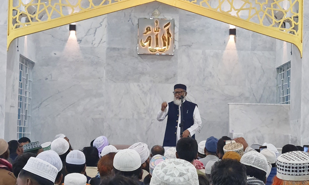ইসলামিক কর্মকাণ্ড না চললে মসজিদ থেকে লাভ নেই : ধর্ম উপদেষ্টা