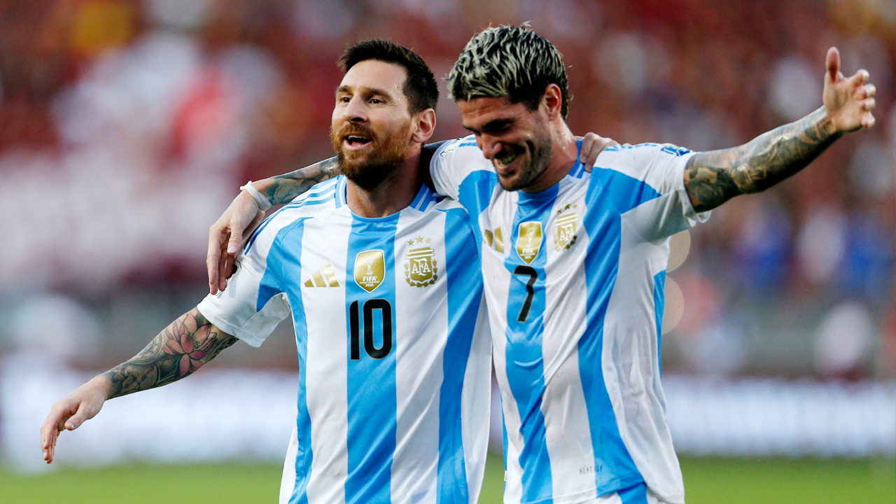 বিশ্বকাপ নিয়ে মেসির সঙ্গে কী কথা হয়েছে জানালেন ডি পল