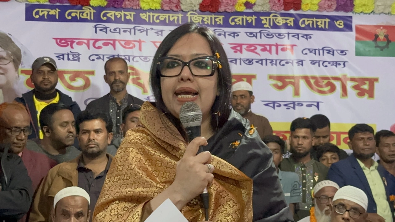 ওসমান হাদির মৃত্যুর দায় সরকারকে নিতে হবে: রুমিন ফারহানা