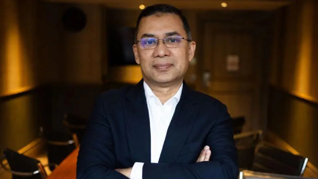 ট্রাভেল পাস পেয়েছেন তারেক রহমান