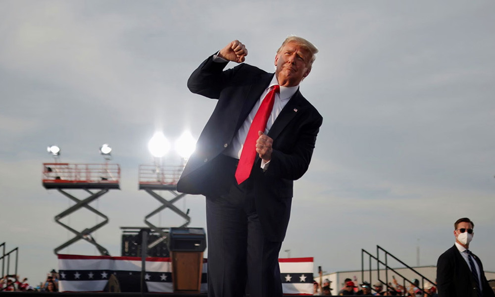 বছরজুড়ে ট্রাম্পের যত অস্বাভাবিক কাণ্ড